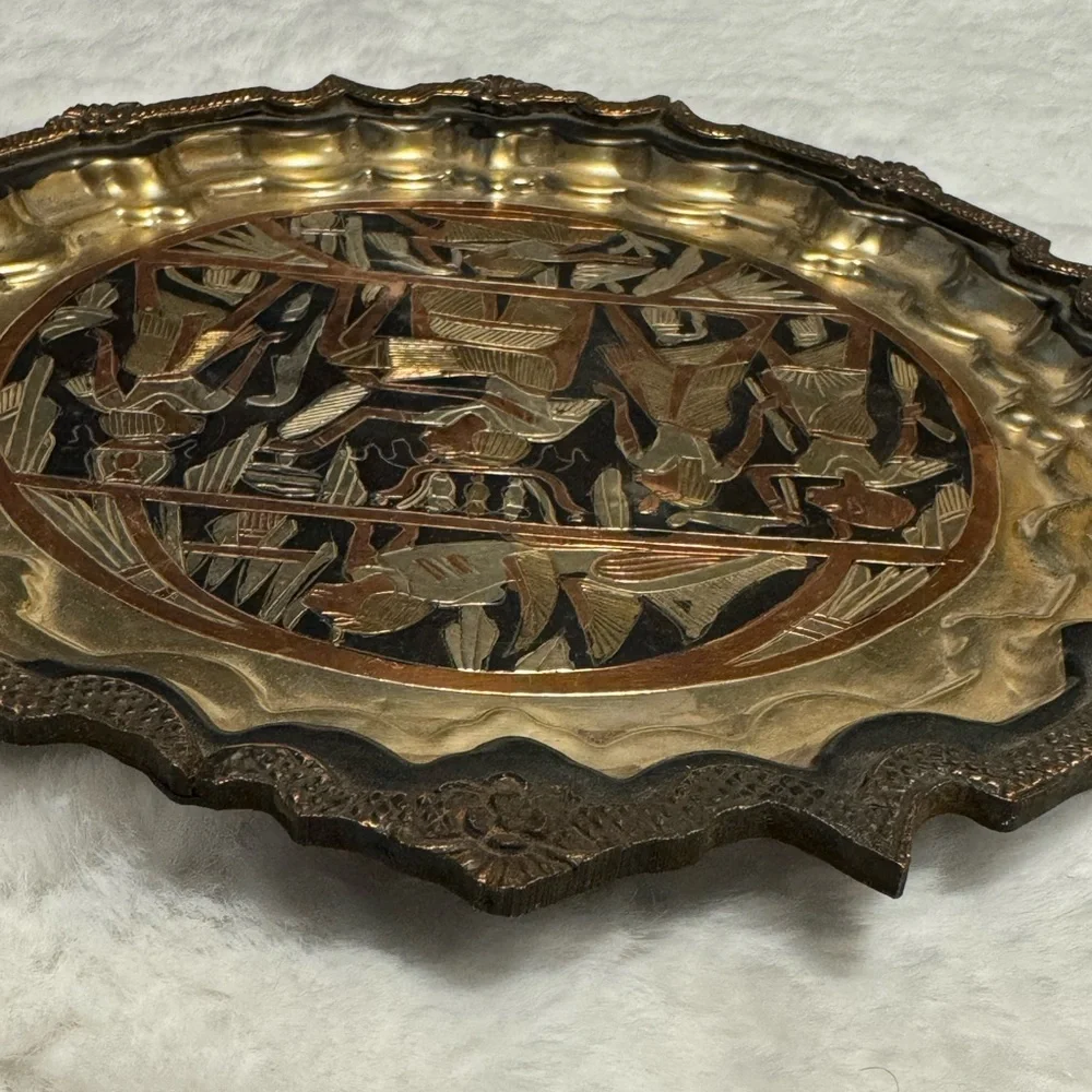 Decorative Vintage MCM Metal Brass Copper Wall Plate Egyptian Pharaoh Motif Rare